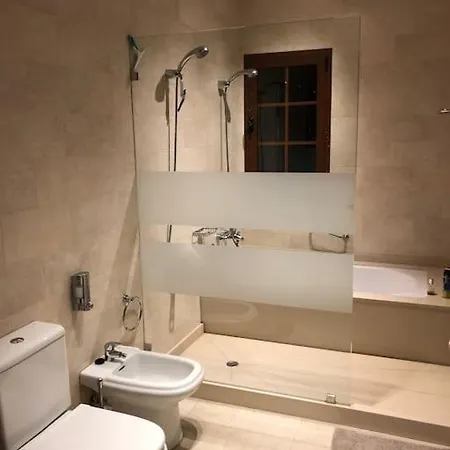Stunning 5 Star Villa- 5 Mins Village Marina פלאיה בלנקה