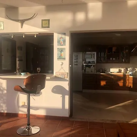 וילה Stunning 5 Star Villa- 5 Mins Village Marina