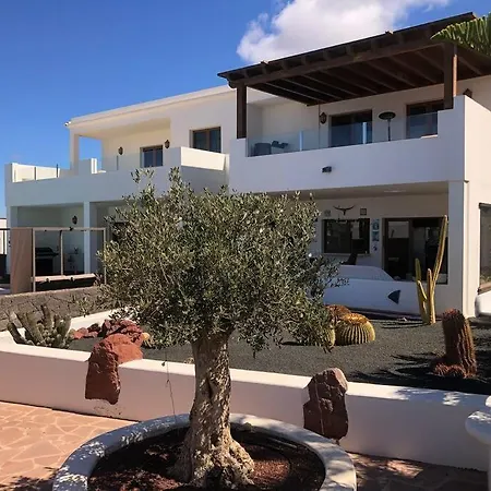 וילה Stunning 5 Star Villa- 5 Mins Village Marina פלאיה בלנקה